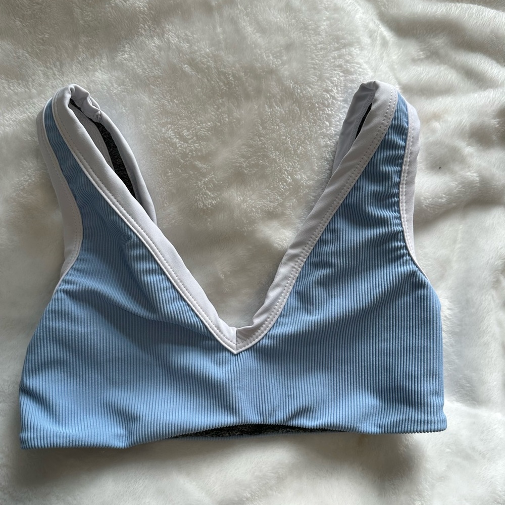 five dancewear light blue dance sports bra size small adult